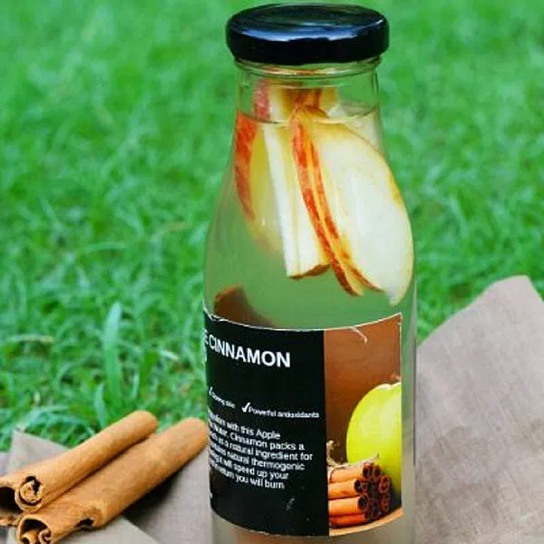 MKR Apple Cinnamon Detox Water