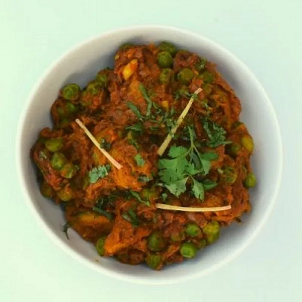 Ghar Ki Matar Soya Sabzi with Rice/Roti