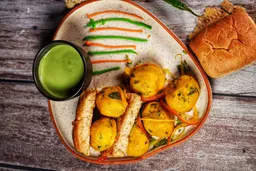 Rasoi Diet Vada Pav – image 1