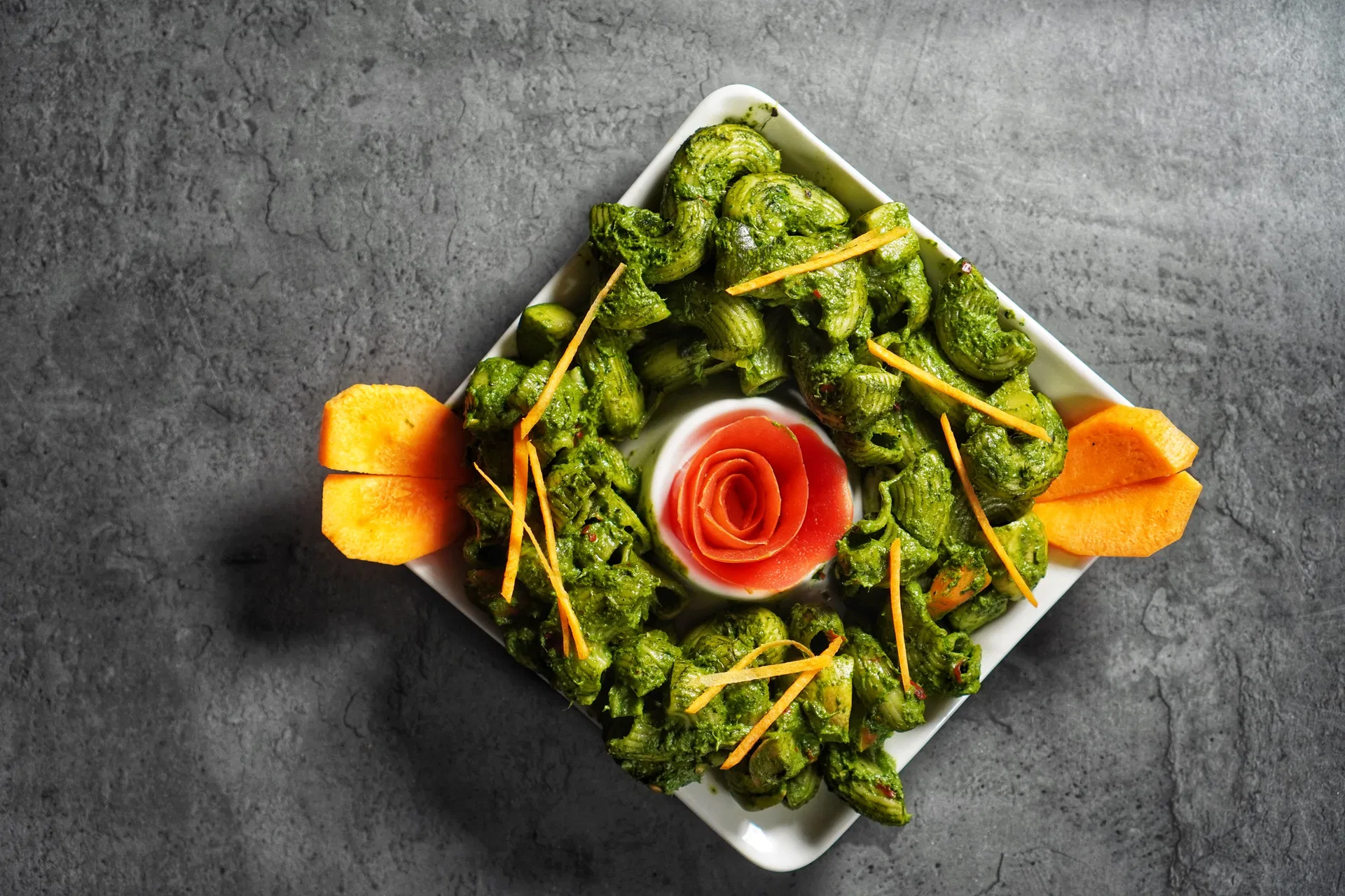 MKR Spinach Garlic Wheat Macaroni