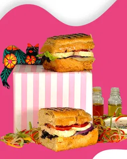 Ghar Ka Lean Chicken Salami Sub Sandwich – image 1