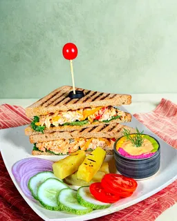 MKR Pulled Chicken Sandwich – image 1