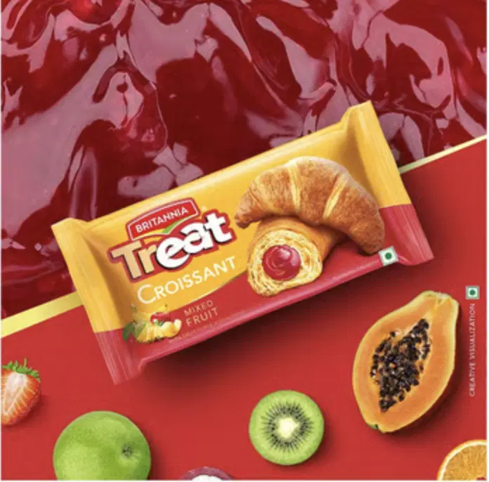 Britannia croissant mixfruit creme cake
