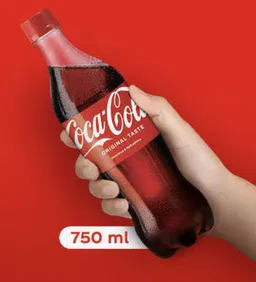 Coco-cola 750ml – image 1