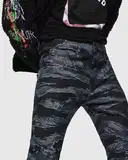 Diesel D-AMNY Skinny Fit Regular Waist Washed Non-Stretch Jeans – image 6