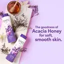 POND'S Magic Freshness Talcum Powder, Acacia Honey – image 3