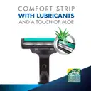 Gillette Vector Plus Cartridge, Medium – image 4