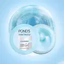 POND's super light gel hydrated glow – image 1