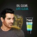 Garnier Men Oil Clear Clay D - Tox Facewash – image 2
