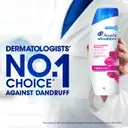 Head & Shoulders Smooth and Silky Shampoo – image 3