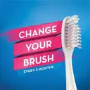 Oral-B Crisscross Sensitive Ultrathin toothbrush – image 5
