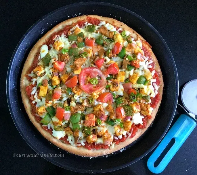 Paneer Tikka Green Chili Pizza