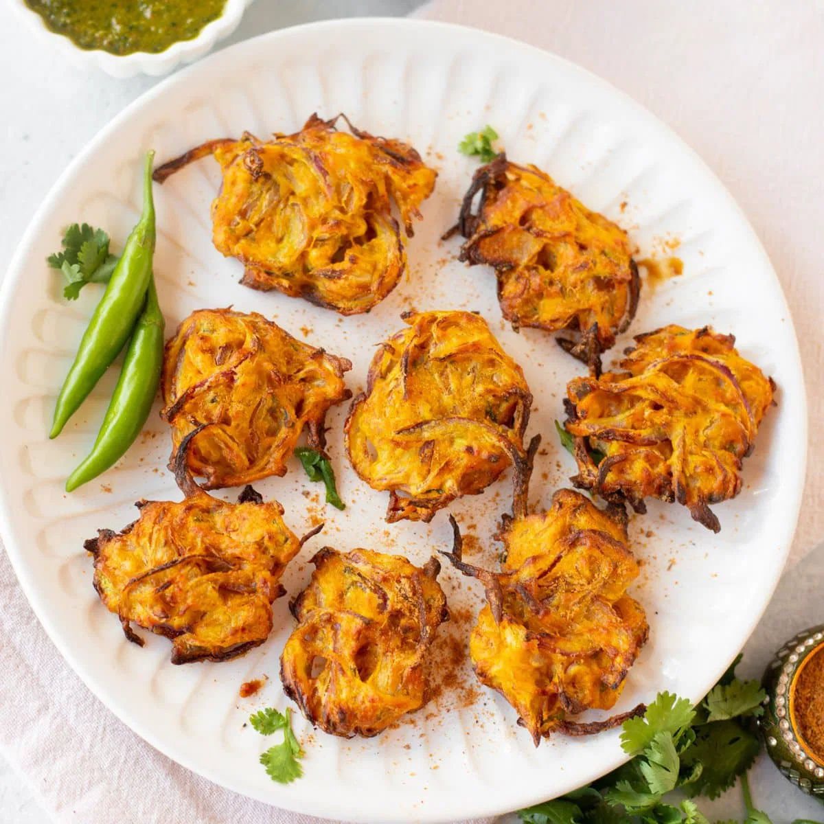 Veg. Pakoda (8 Pcs.)