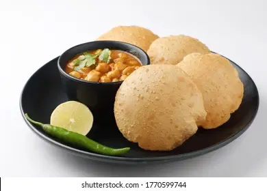 Poori Bhaji (4Pcs.)