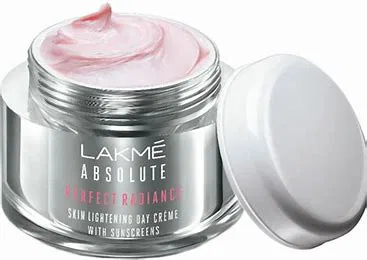 LAKME PERFECT RADIANCE DAY CREME