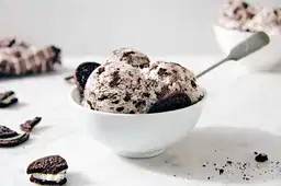Cookies and Cream Ice Cream – image 1