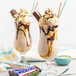 Snickers Milk Shake – image 1