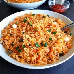 Veg Schezwan Fried Rice – image 1