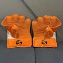 SG WICKET KEEPING GLOVES CLUB – image 1