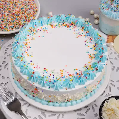 Alluring Vanilla Cake