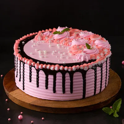choco strawbarry cake