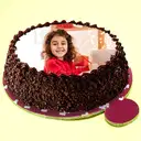 Chocolate and crunchy photo cake – image 1