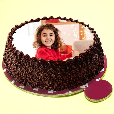 Chocolate and crunchy photo cake
