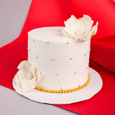floral redvelvet cake