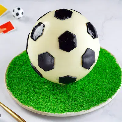 foot ball pinata cake