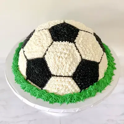 Footh design cream cake