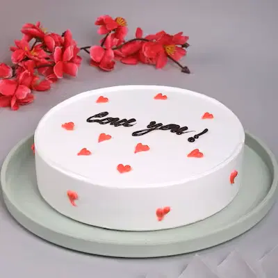 love you  pineapple round cake