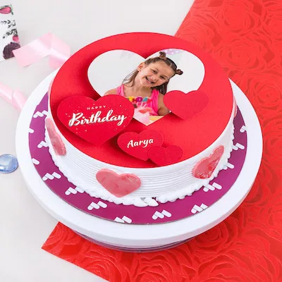 strawberry addicted photo cake