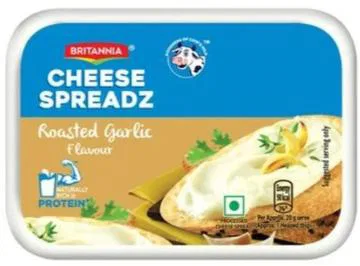 Britannia Cheese Spread Roasted Garlic