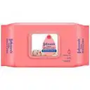 Johnson Baby Skincare Wipes – image 1