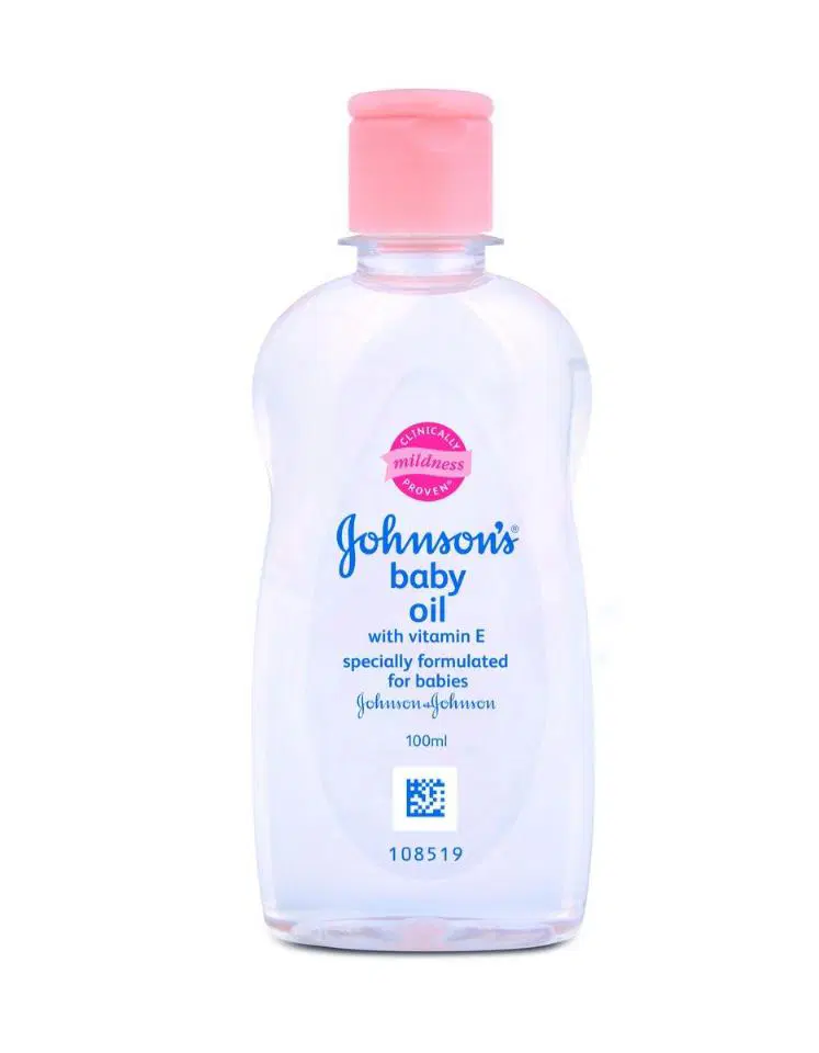 Johnson'S Baby Oil With Vitamin-E