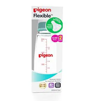 Pigeon Flexible Glass Bottle (4+Month)