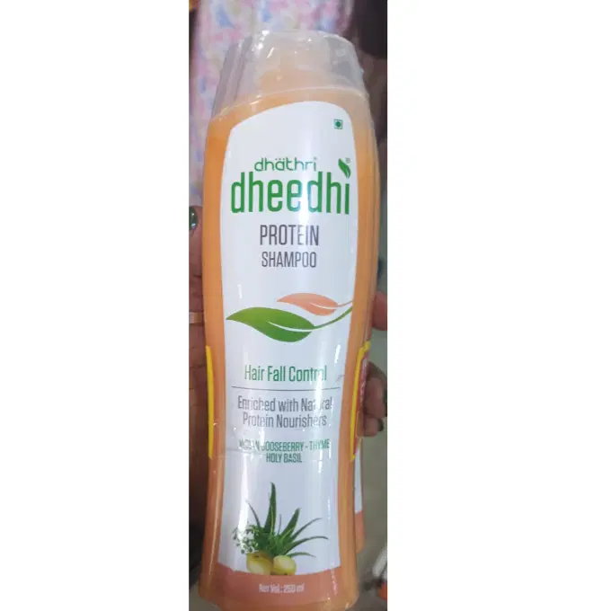 Dhathri Dheedhi protein shampoo 250ml buy 1 get 1