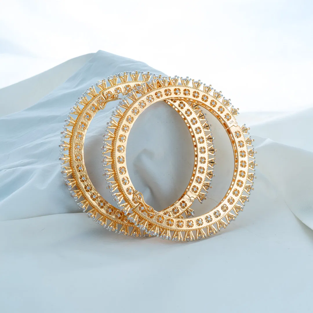 Diamond cut 3d bangles