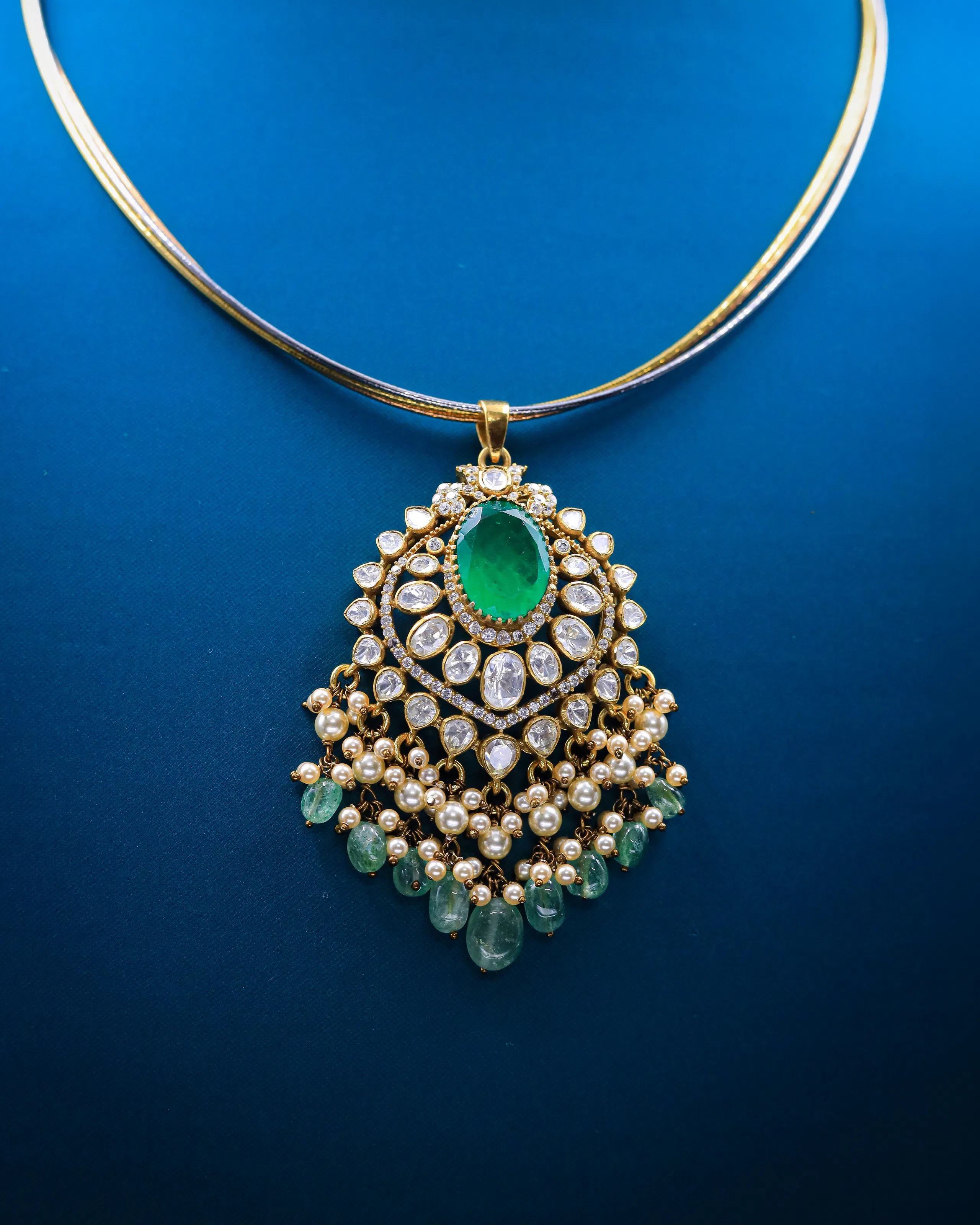 Emerald Mossinate pendant