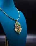 Emerald Mossinate pendant – image 2