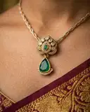 Emerald polki Pendant – image 2