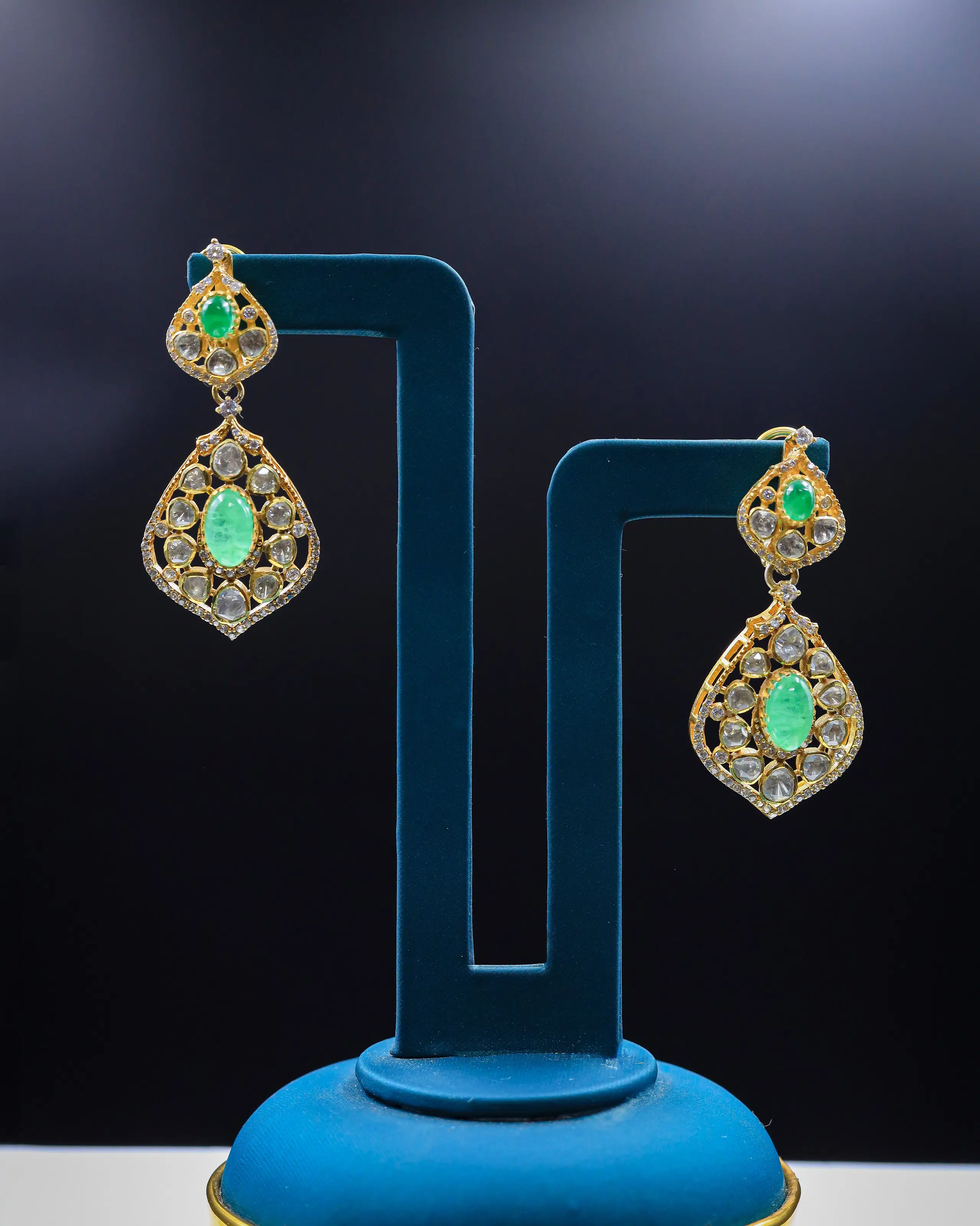 Emerald polki earrings