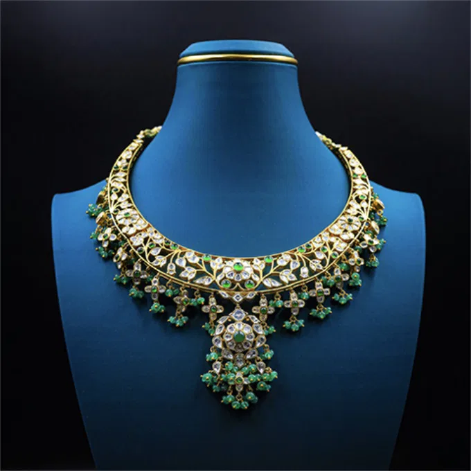 Necklace set