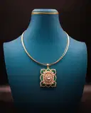 Rectangular Emerald Polki pendant – image 2