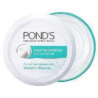 PONDS LIGHT MOISTURISER