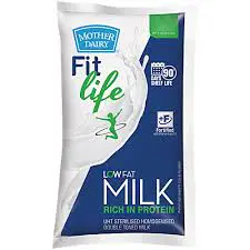 Mother Dairy Fit Life Low Fat Milk, 115 ml Pouch